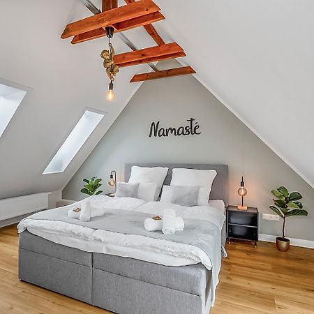 Namaste Homes - Ferienwohnung Mit Dachterrasse Bad Windsheim Exterior foto